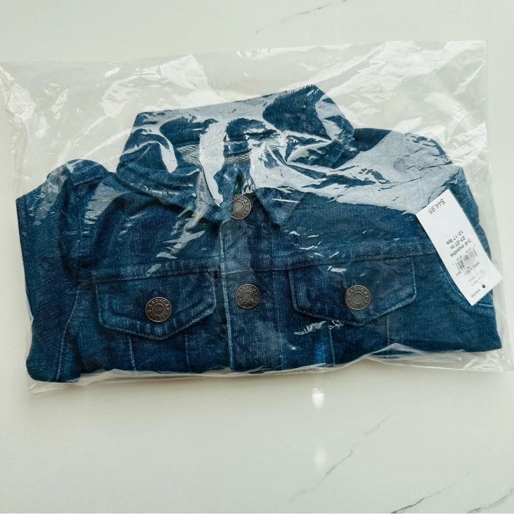 Baby Gap Denim Jacket Baby Girl Boy French Terry Snap Button NWT 3-6M